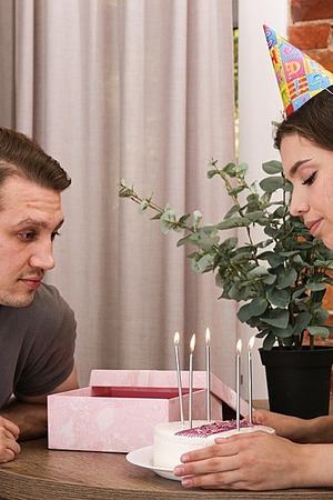 Birthday Surprise For Molly Kit - 06