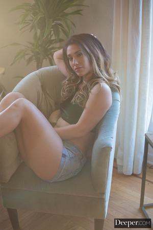 Eva Lovia Throws Her Head Back Riding Manuel Ferrara In His Lap - Photo 06