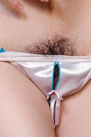 Donita Strips Her Panties Off In The Kitchen | Nude Photo Gallery13