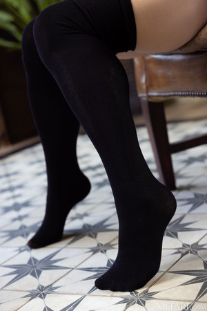 Kira Rami Black Lingerie And Boots In A Mansion - Photo 08