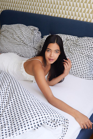 Kubera Fortuna Strips A White Slip On Striped Sheets - Photo 00