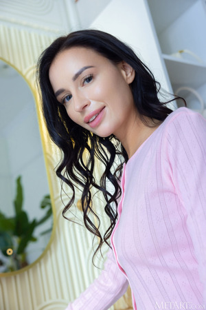 Milena Ray Cups Her Natural Tits In A Bright Closet - Photo 03