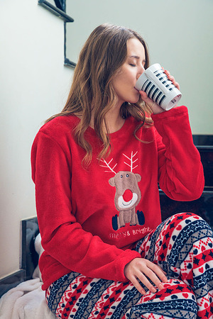 Stunning Sybil - Photo 00