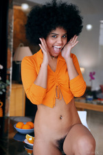 Selva Lapiedra In Citrus Delight - 00