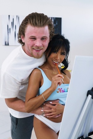 Ember Snow Blue Bikini Top And Hardcore Sex In A Home Gym - Photo 05