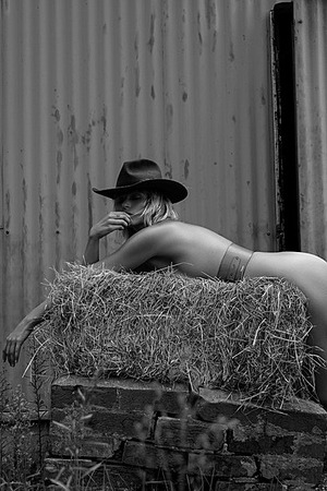 Anna Feller - Photo 05