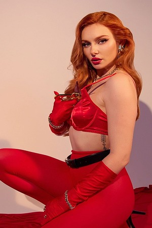 Lacy Lennon Love Couture - 03