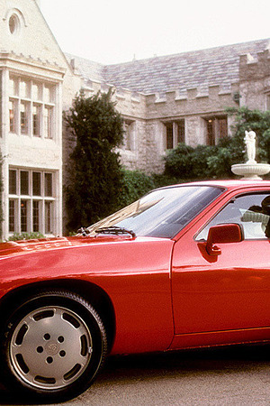 Marianne Gravatte | PMOY Legend - 00