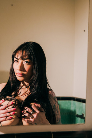 Sabina Magic Playboy Asian In A Rope Harness On Green Tile - Photo 09