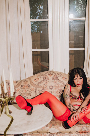 Sabina Magic Big Tits In Red Fishnet Bodystocking - Photo 05