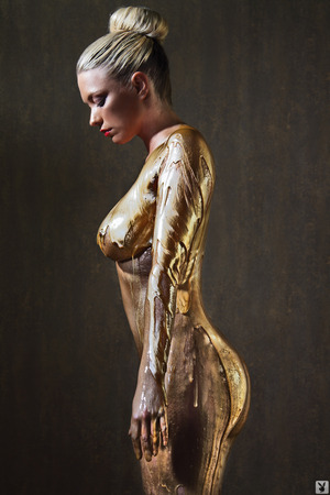 April Summers Painted Gold In The Studio - Photo 05