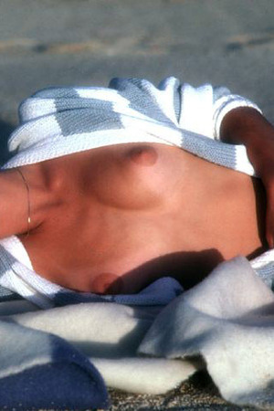 Lesa Ann Pedriana nude photo 05 - Lesa Ann Pedriana Peels A Wet Swimsuit Off Her Tan Tits