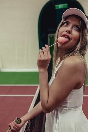 White Rabbit Match Point - Photo 01