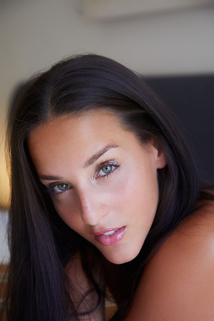 Betzz In Lace Bodysuit - Bare Ass & Splits - Photo 16