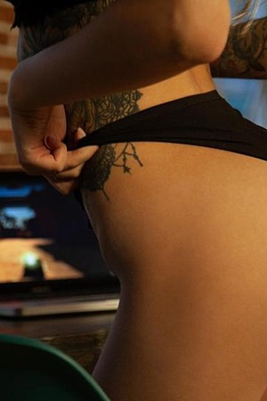 Hot Babe Lessy - Photo 06