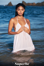 Carolina Reyes Wet Nipples - 02