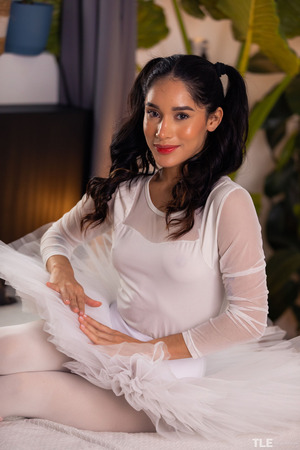 Carolina Guerrero Pulls Her Panties Aside In Pink Leg Warmers - The Life Erotic nude pic 01