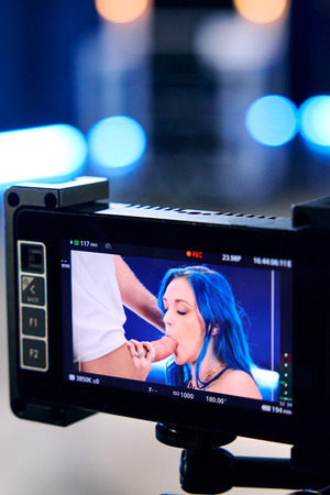 Kira McKay Blue Hair Hotwife Studio Bed Cuckold Set - Photo 08