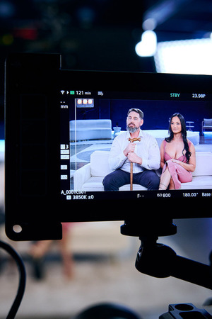 Jazmine Cruz Fucks Derek Savage While Her Husband Films It On His Phone - Photo 09